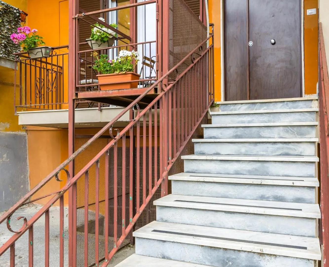 Domus Capodimonte Flat By Napoliapartments