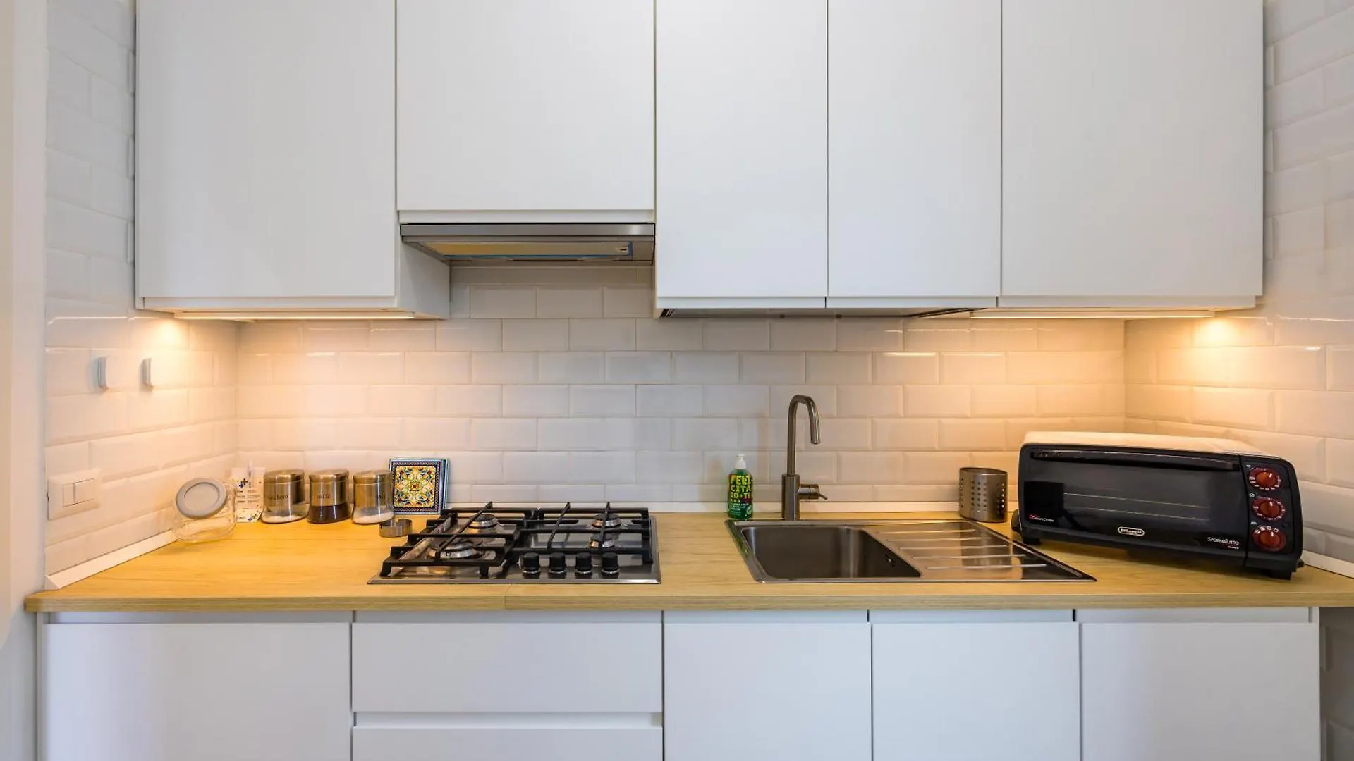 Apartment Domus Capodimonte Flat By Napoliapartments